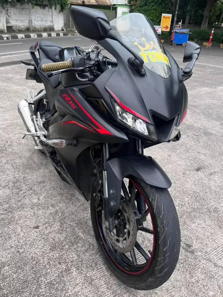 Yamaha R15 V3 Black doff