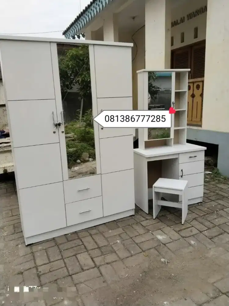 Paket Lemari pintu 3 + Meja Rias