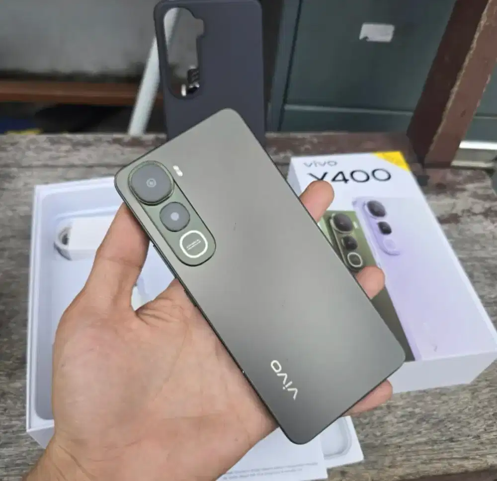 VIVO Y400 RAM 8/256GB FULL ORI
 MULUS 99%