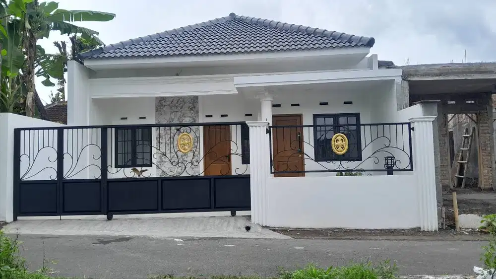 Dijual rumah cantiik diutara pasar gode dekat rsi atturots