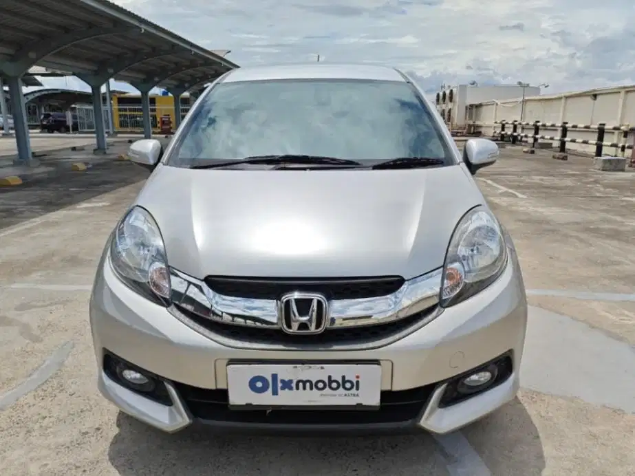DP Rendah  6JT Honda Mobilio 1.5 E Bensin-MT 2014 Abu