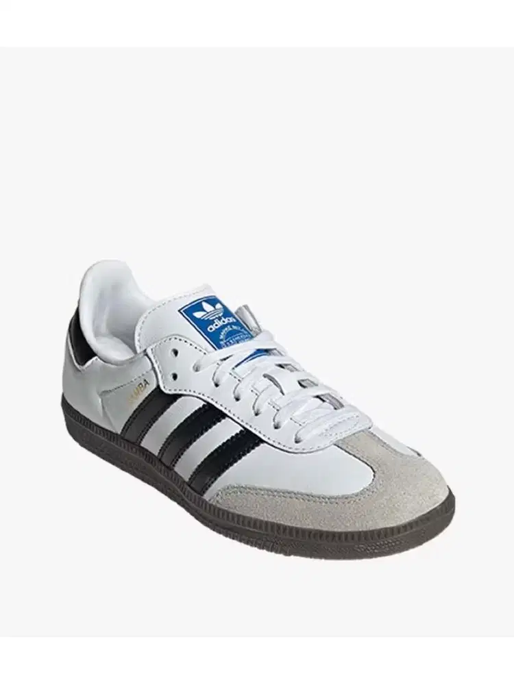 Sepatu adidas samba