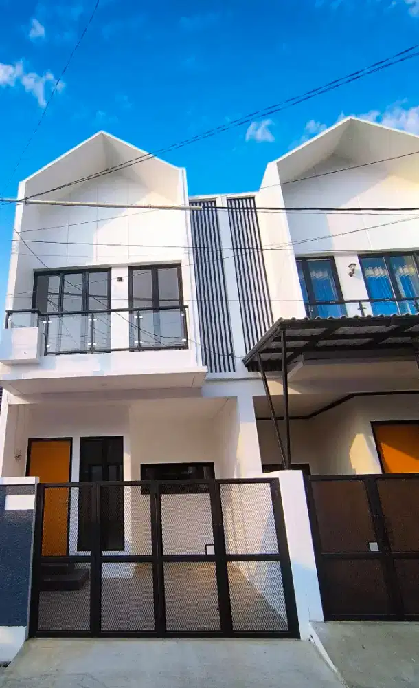 TURUN HARGA  LAGI JUAL CEPAT Rumah di Dukuh Zamrud Bekasi