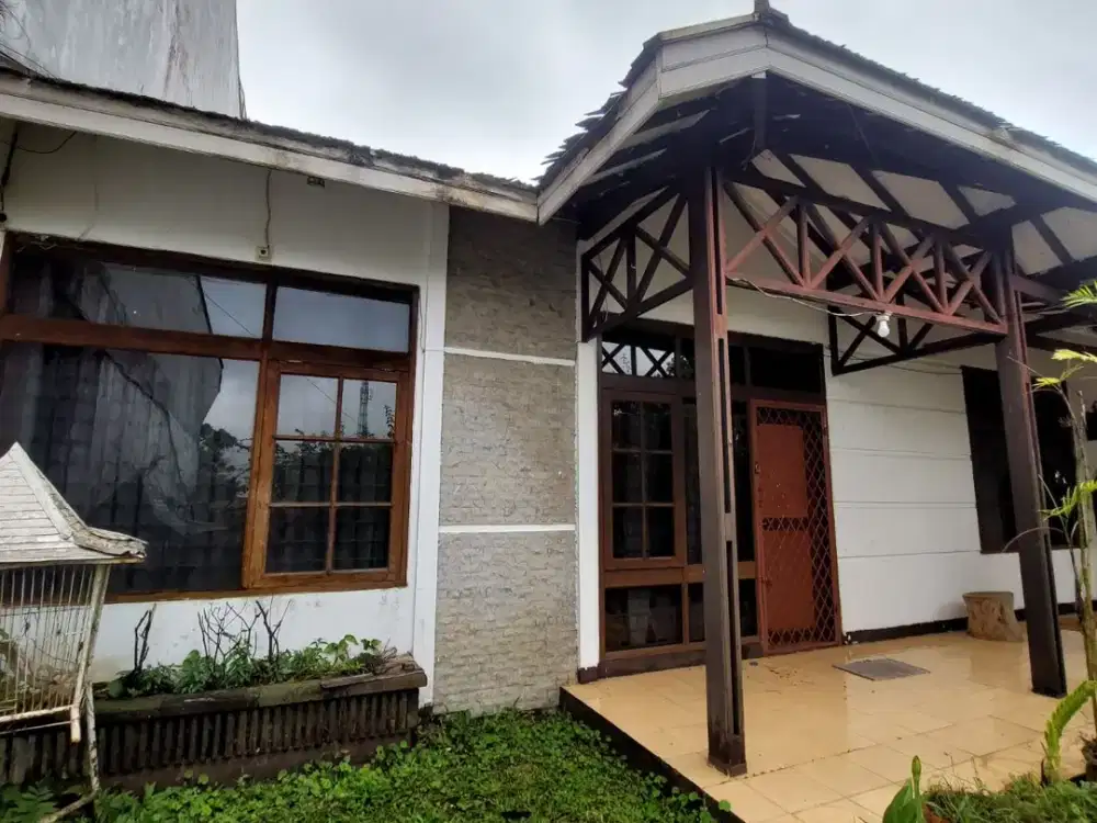 Disewa Rumah Full Furnish di Main Road Kolonel Masturi Cimahi