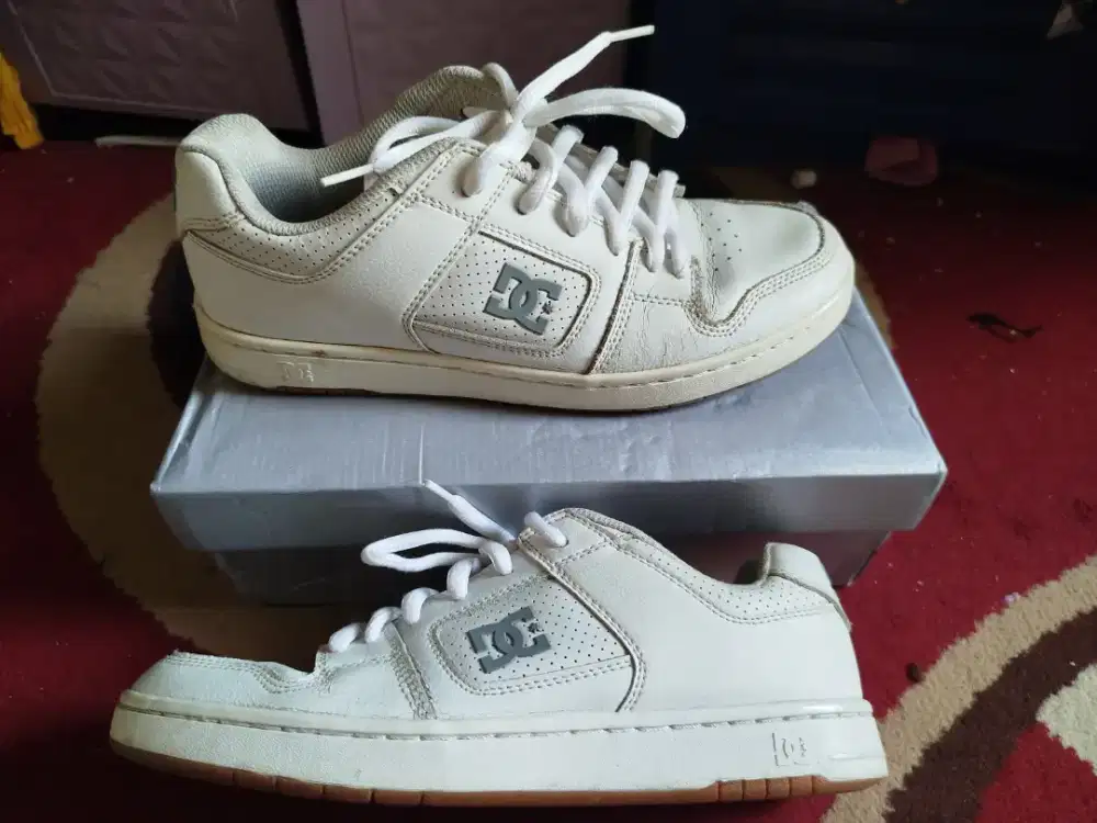 Dc shoes manteca 4 putih size 42