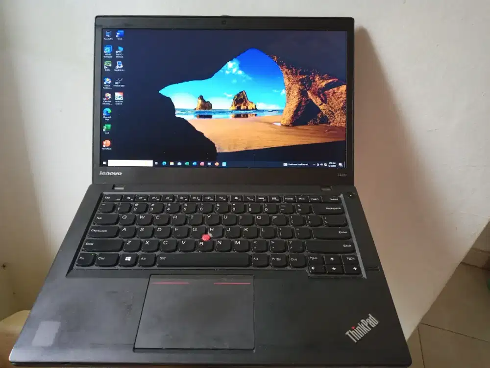 Laptop lenovo thinkpad t440 i5 ssd ram 8 ngebut