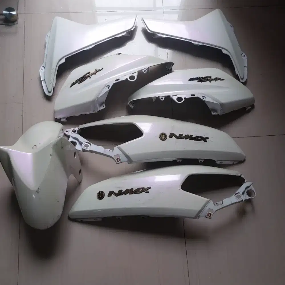 Body Nmax  putih Old 2015- 2018