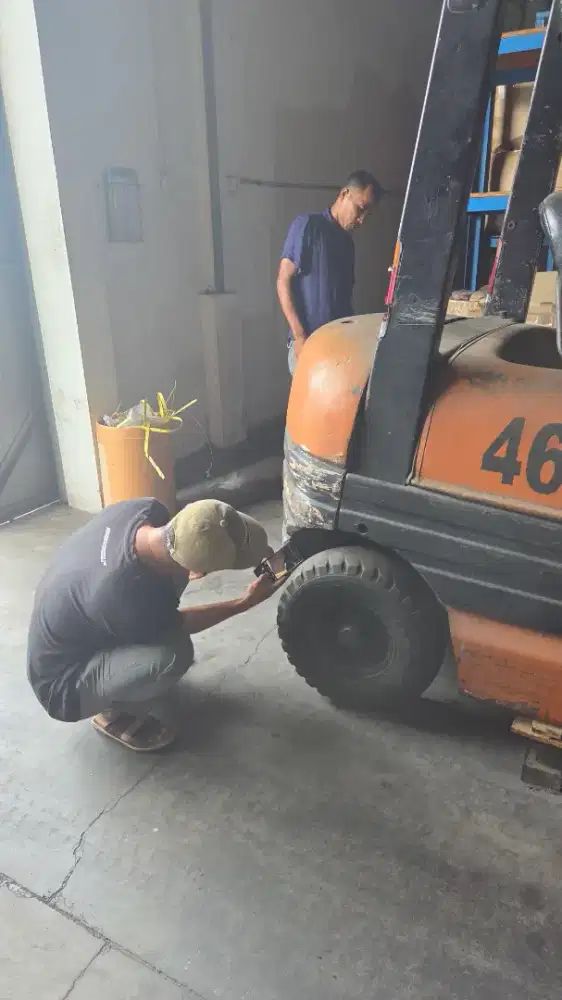 DIJUAL FORKLIFT