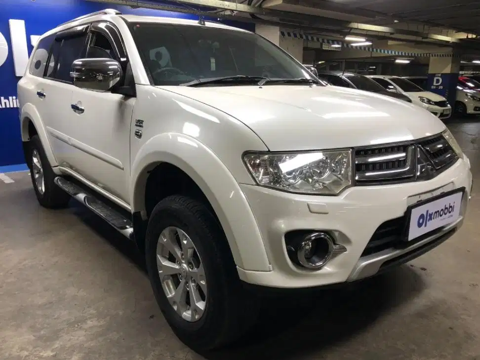 DP RENDAH Mitsubishi Pajero Sport 2.5 Dakar 4x4 Solar-AT 2011 TBD