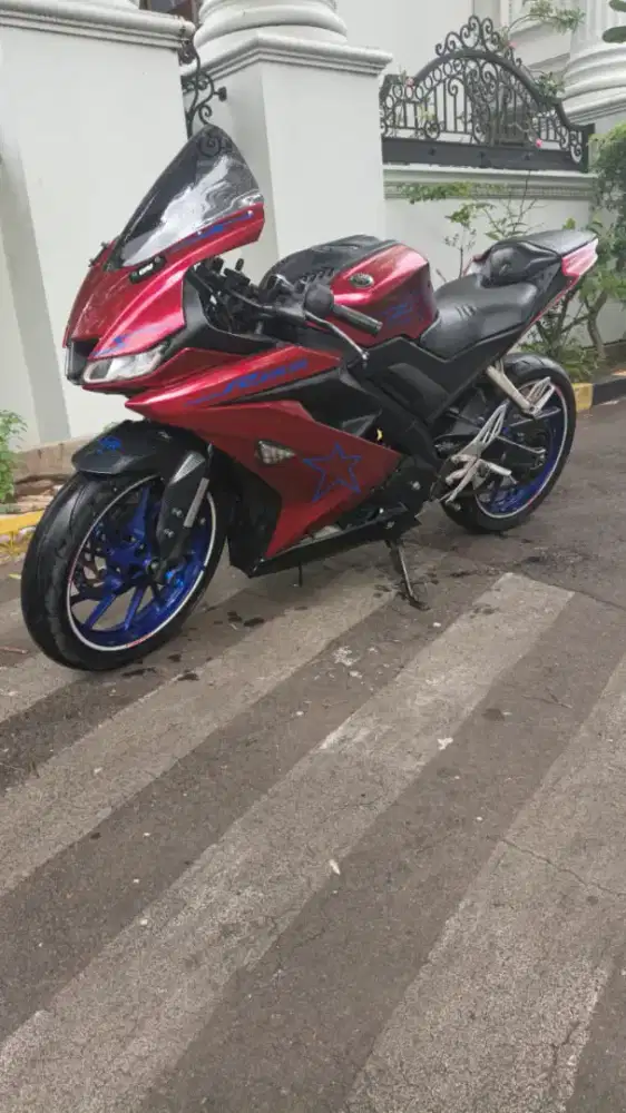 YAMAHA R15 V3 Injeksi THN 2017
