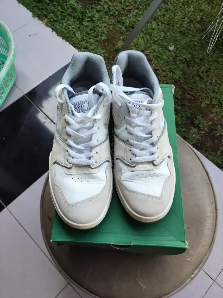 SEPATU LACOSTE MASI SEPERTI BARU