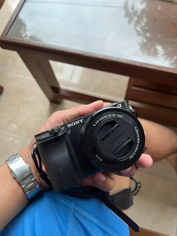 Camera Sony a6300 dan lensa KIT 16-50mm ready to use!