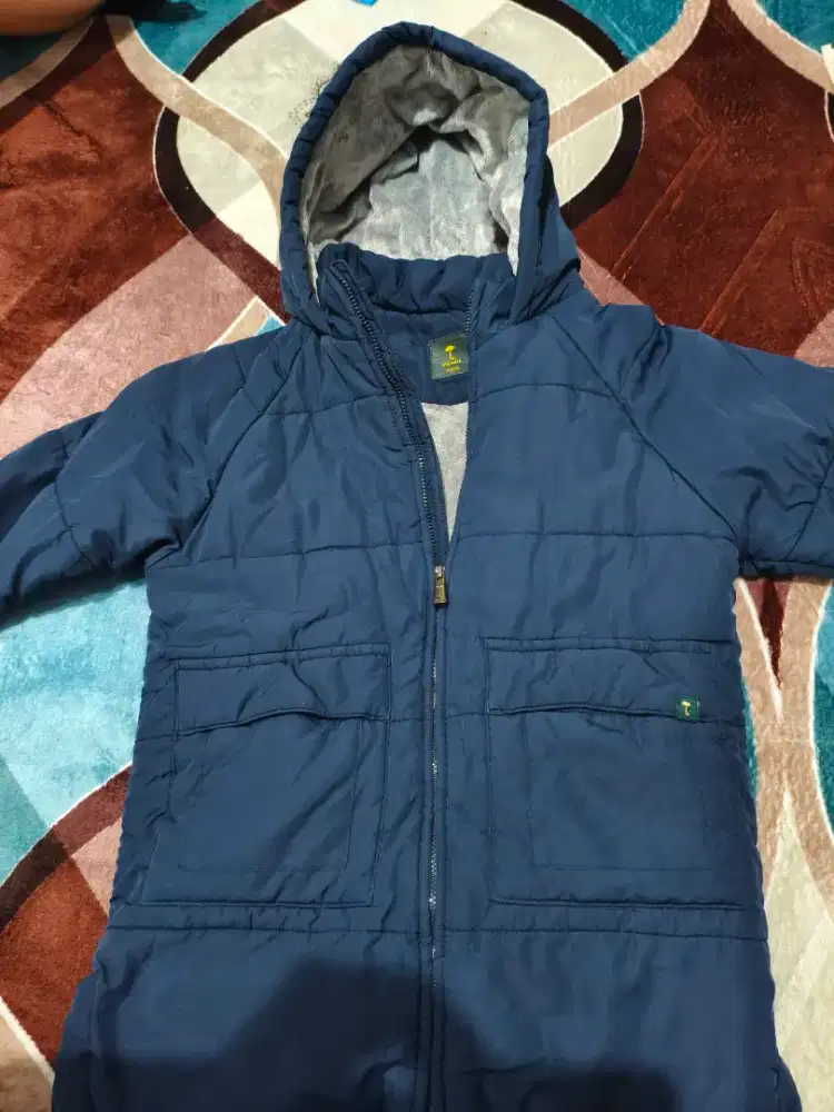 Thrift jaket tebal anak merk Moimoln