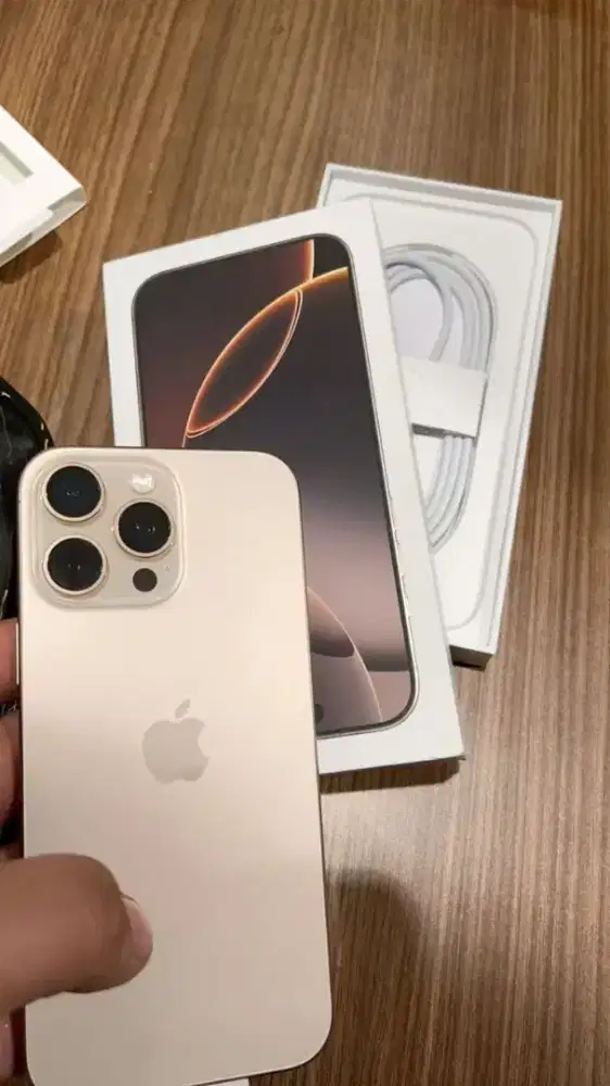 CASH KREDIT IPHONE 16 PRO MAX 256 GB