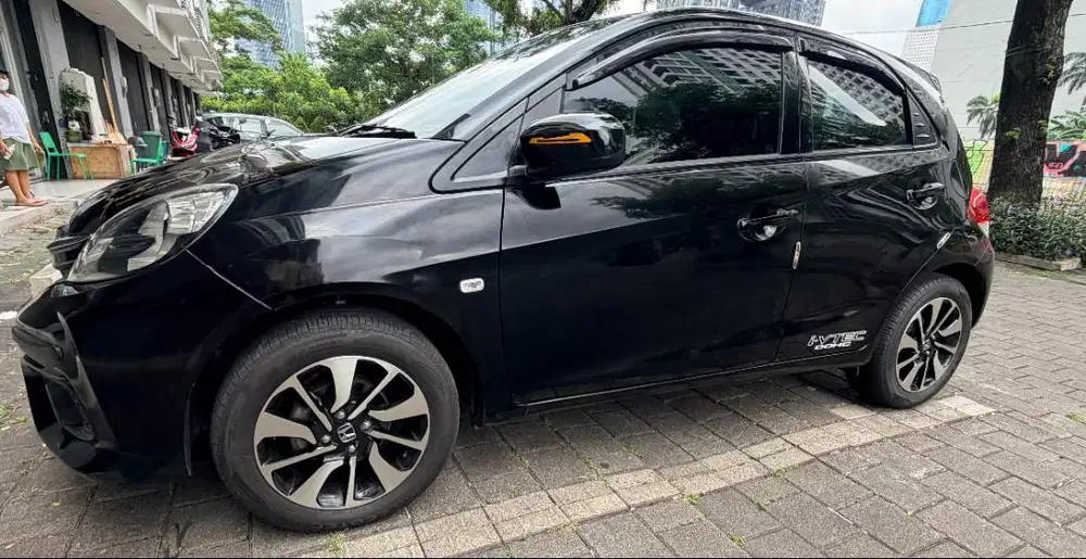 Dijual Honda Brio Satya E CVT – Kondisi Istimewa, Siap Pakai!