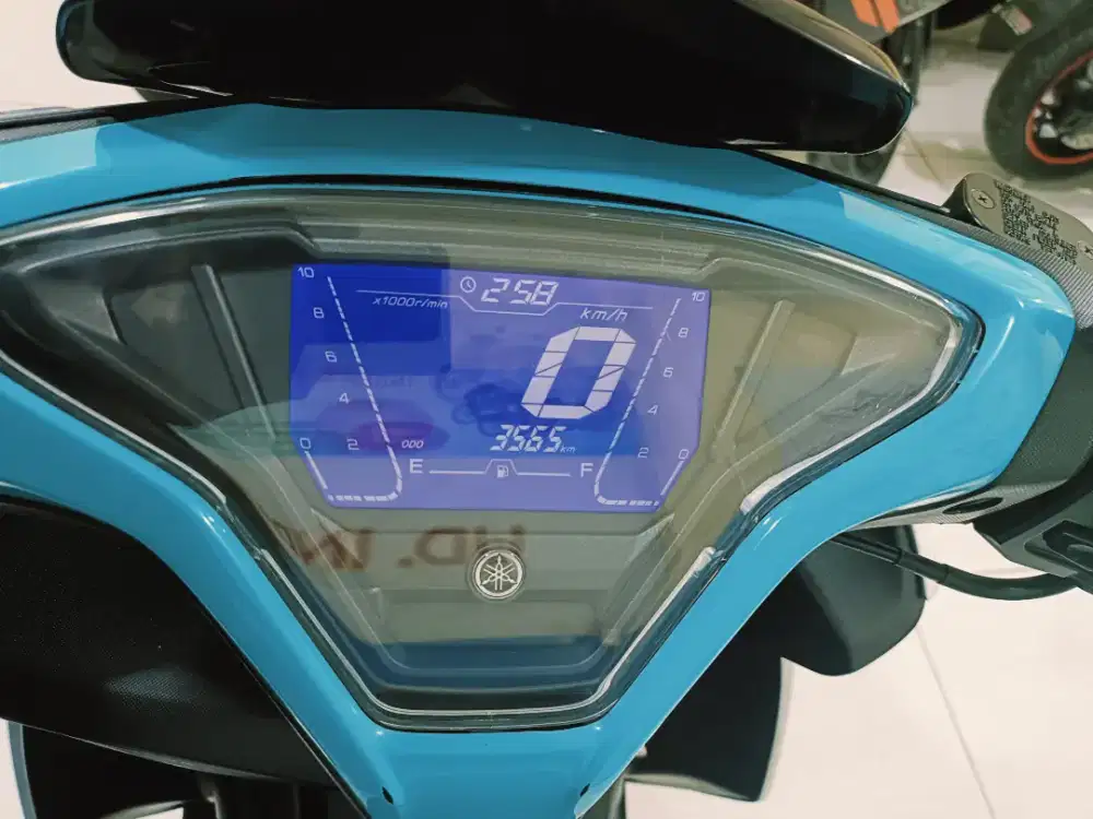 3000 kilometer YAMAHA AEROX NON ABS 155 LIKE NEW 2024 BISA KREDIT
