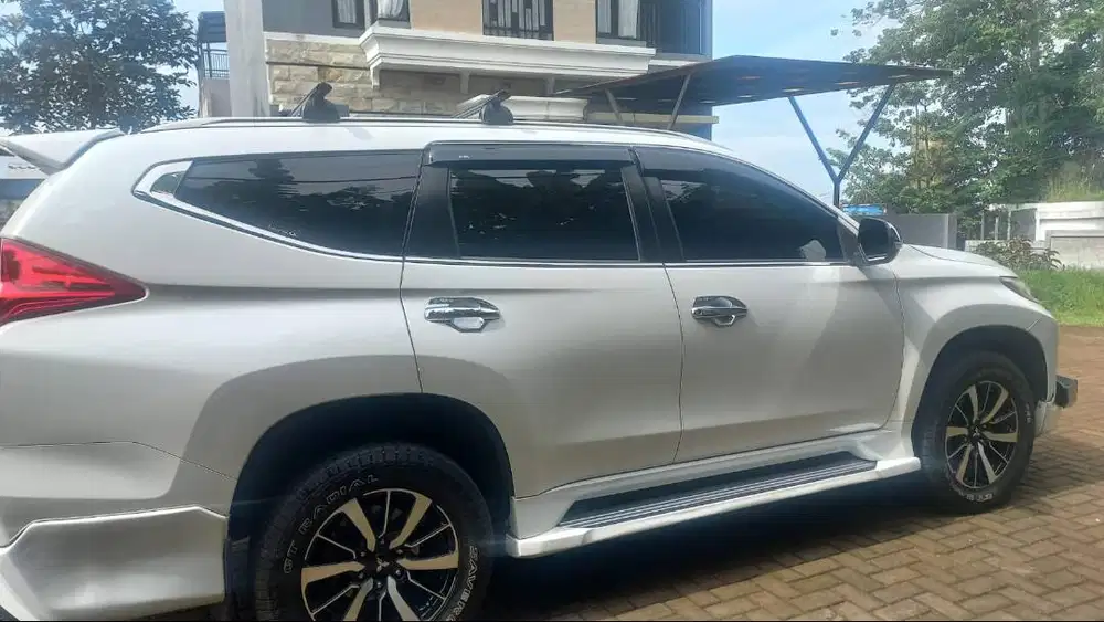JUAL PAJERO SPORT 4X2 AT 2018