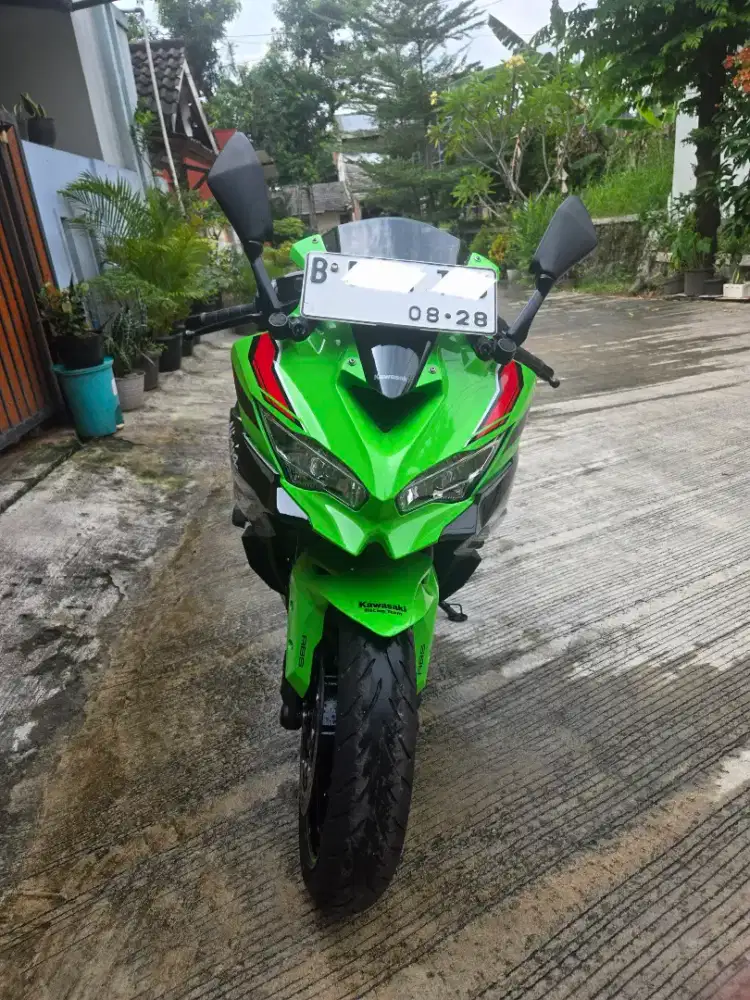 Kawasaki ZX25 RR Hijau