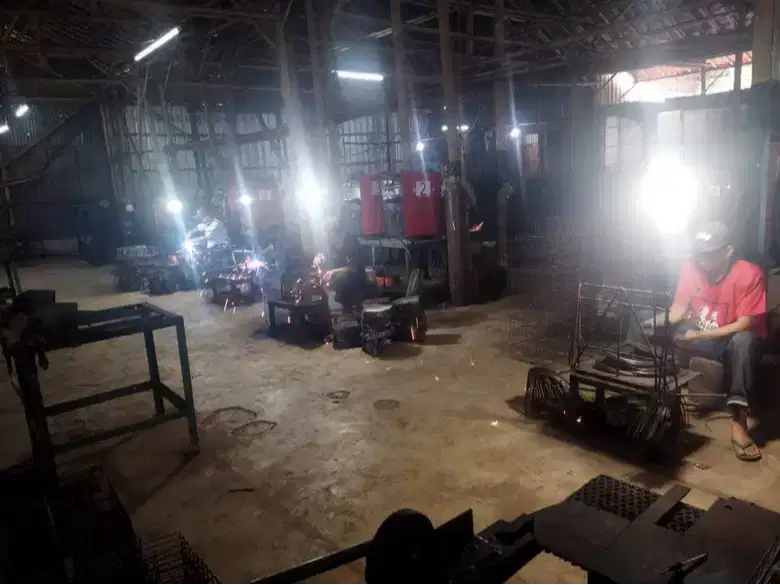 DIBUTUHKAN SEGERA OPERATOR LAS HARIAN  PENGALAMAN/NON PENGALAMAN