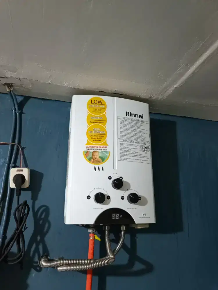 Dijual second Water Heater Gas Rinnai REU-5CFC
