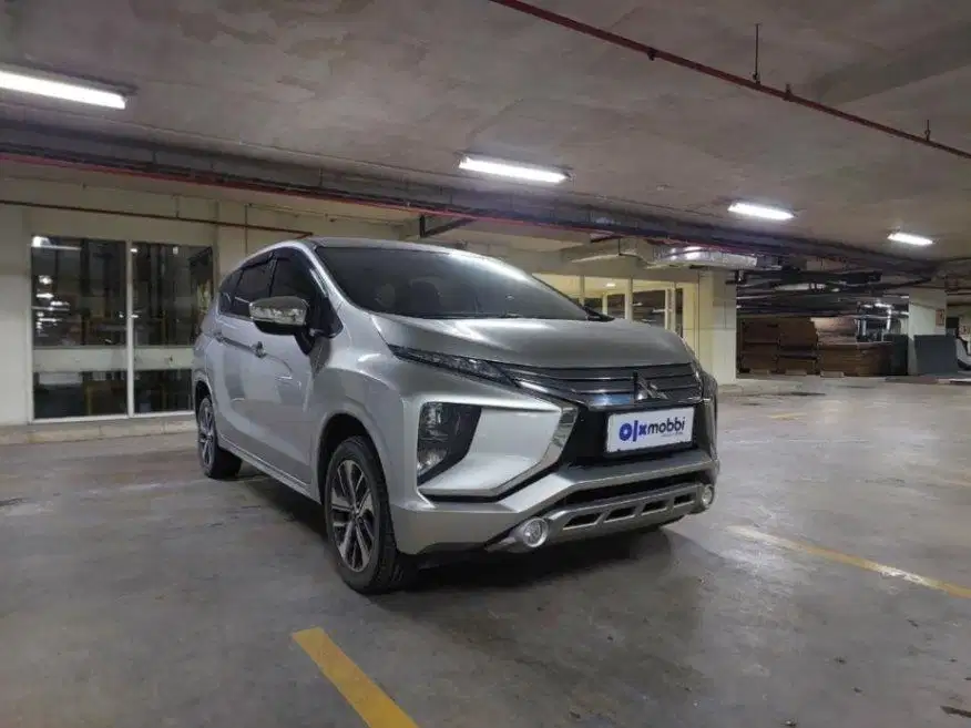 LOW DP Mitsubishi Xpander 1.5 Ultimate Bensin-AT 2018 UKJ