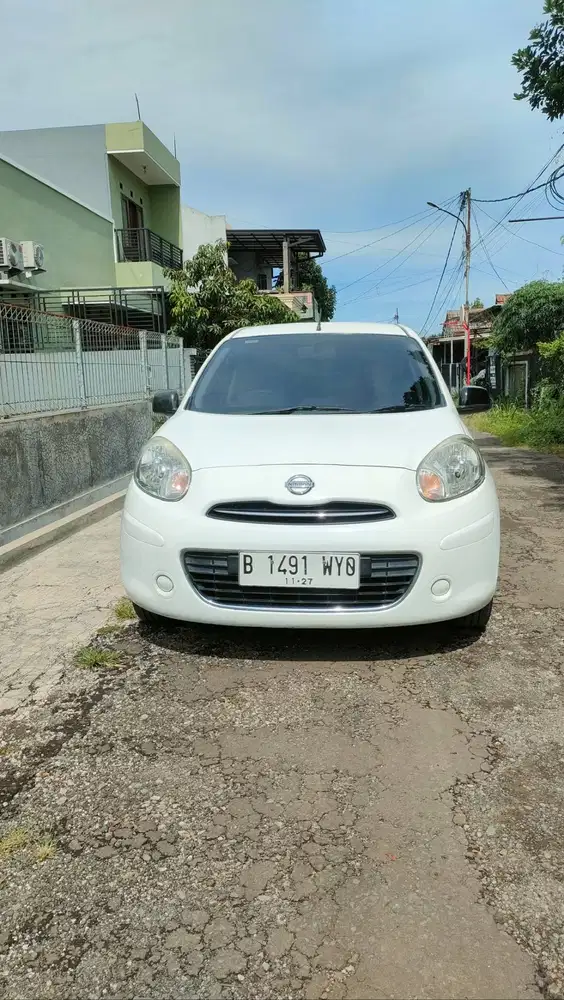 Nissan March L 1.2 Matic Thn 2012