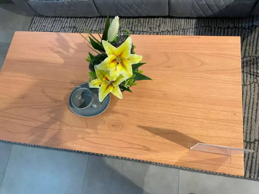 PROMO CICILAN BUNGA 0 % CROSS LEG COFFE TABLE