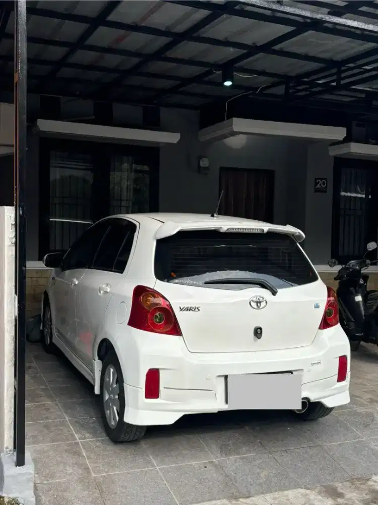 Toyota Yaris E 2012 Matic