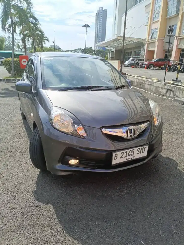 Dp 5 jt Honda Brio E Matic 2014 Tgn 1 ex Bu Hj km 70rb record
