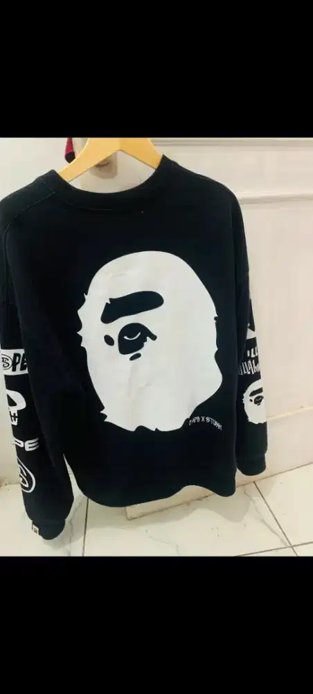 Crewneck bape x stussy original