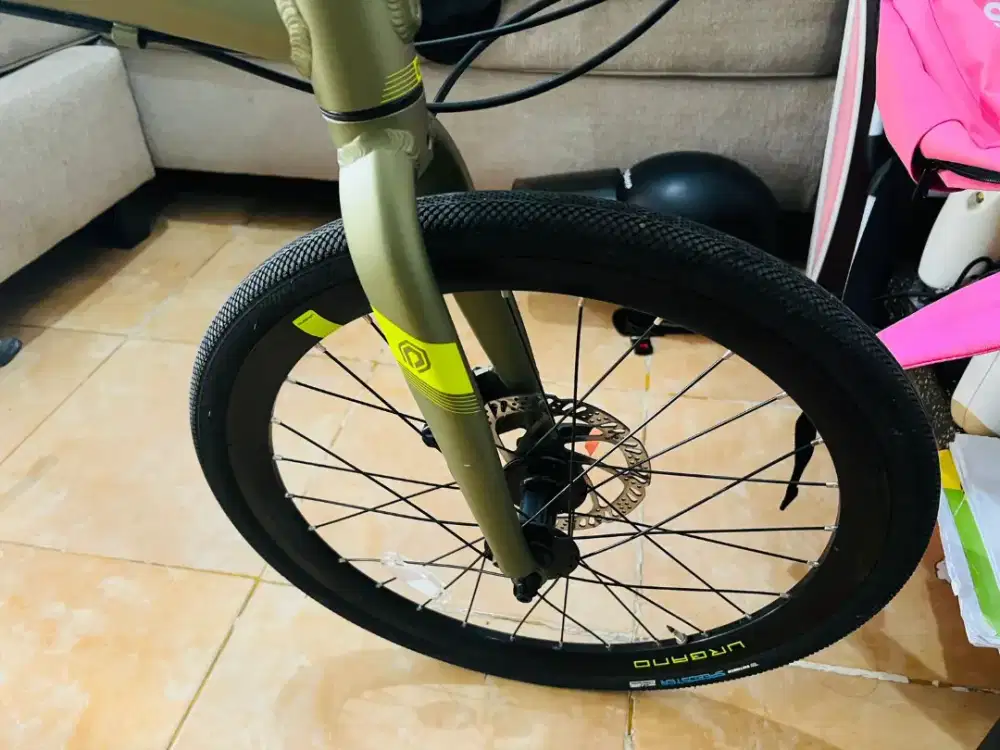 Sepeda lipat uk 20 polygon urbano 5 2024 hidrolik