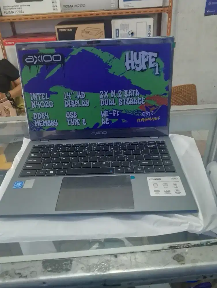 Ready laptop Axioo dengan harga 3.800.000 ram 8/128gb