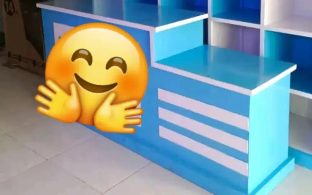 Dijual meja kasir laundry