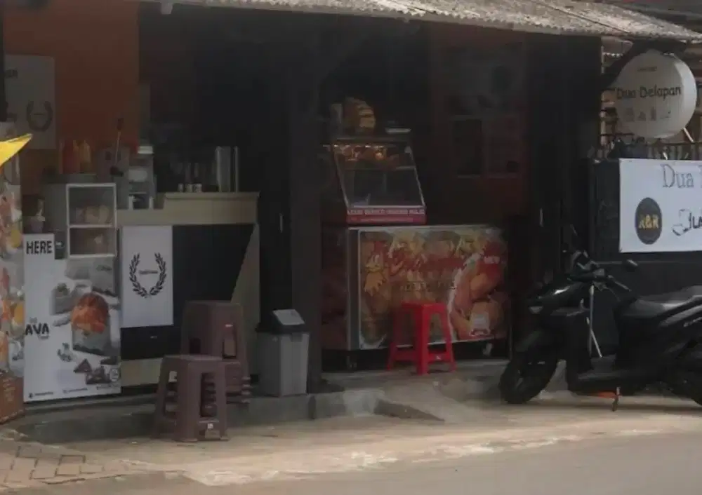 Perlengkapan Food Court