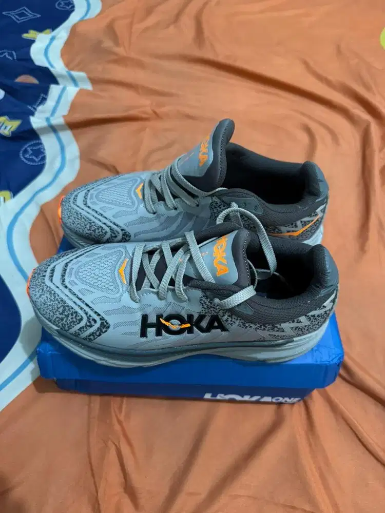 Sepatu Running Hoka new