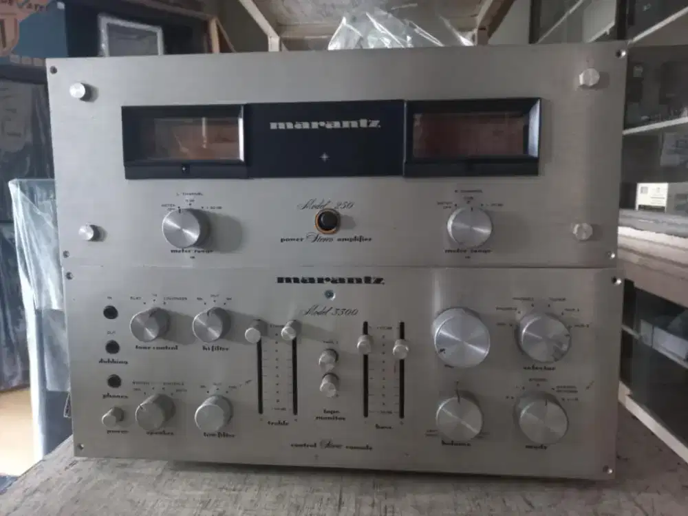 Power Amplifier Marantz 250 & Preamp Marantz 3300