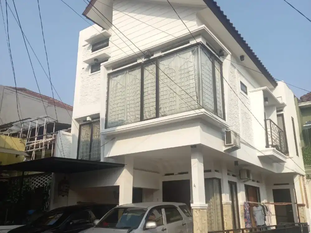 Rumah di Komplek FLO Residence Pisangan Ciputat Timur. Kota Tangerang