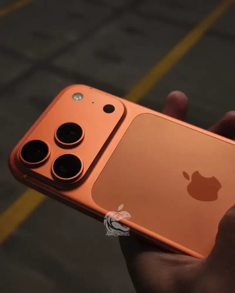 iPhone 17 Pro 256 Gb iBox Cosmic Orange