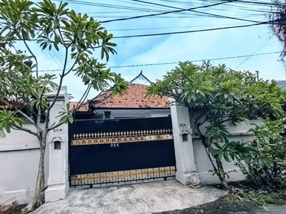 AMR-301.OK | Disewakan Rumah Strategis 4KT 200m2 jl Tukad Banyuning Renon