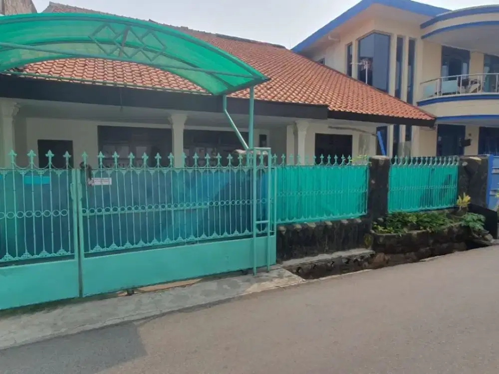 rumah tomang di jakbar