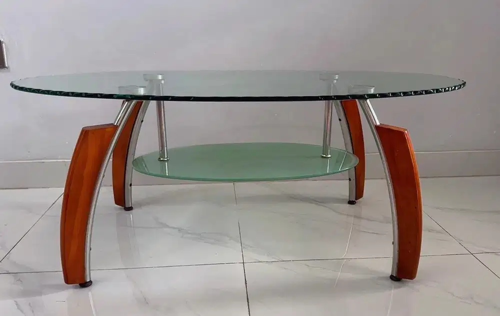 Dijual Murah Meja Tamu dan Lemari TV