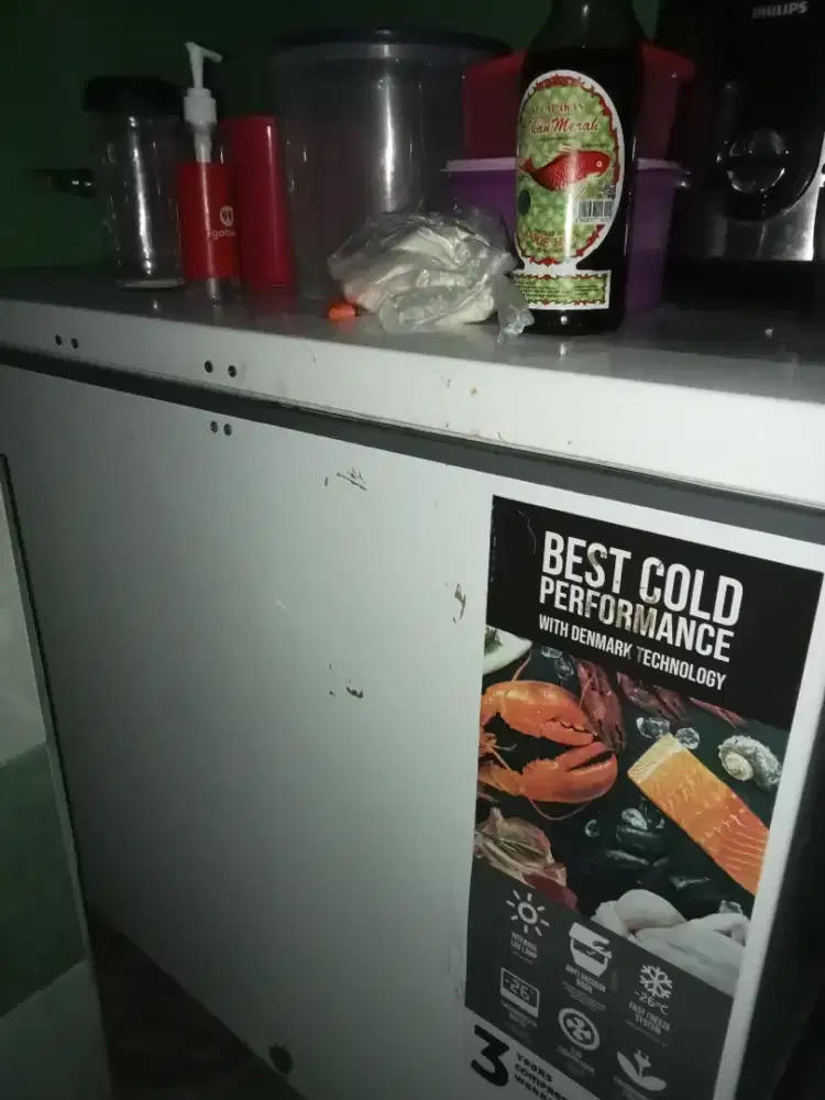 Dijual Cepat Freezer Medium