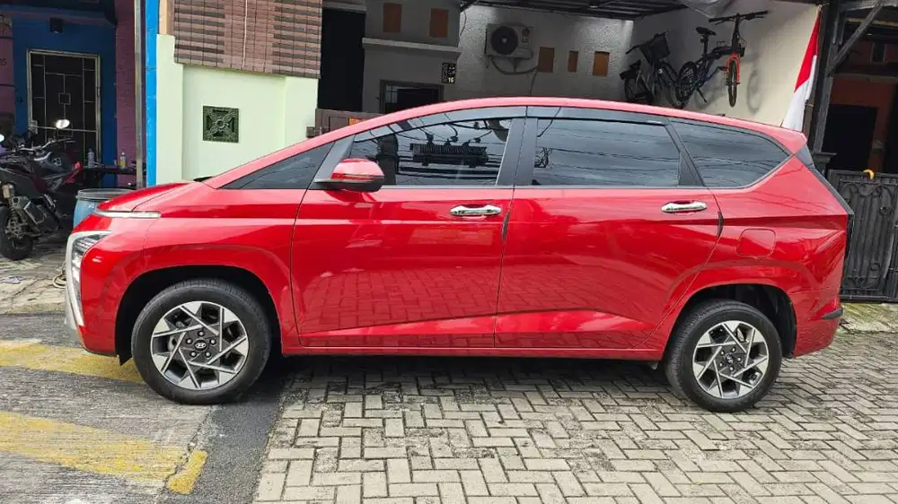 Hyundai Stargazer Prime KM 16RB (Captain Seat)