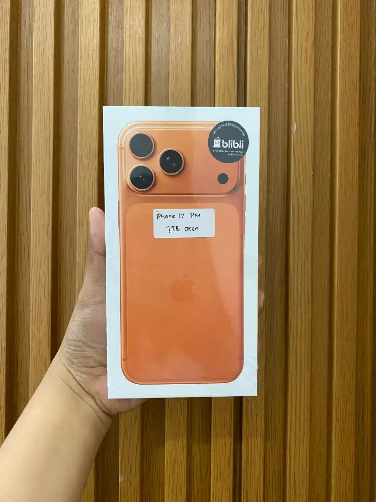 Iphone 17 promax 1 tb orange new jual cepet !!