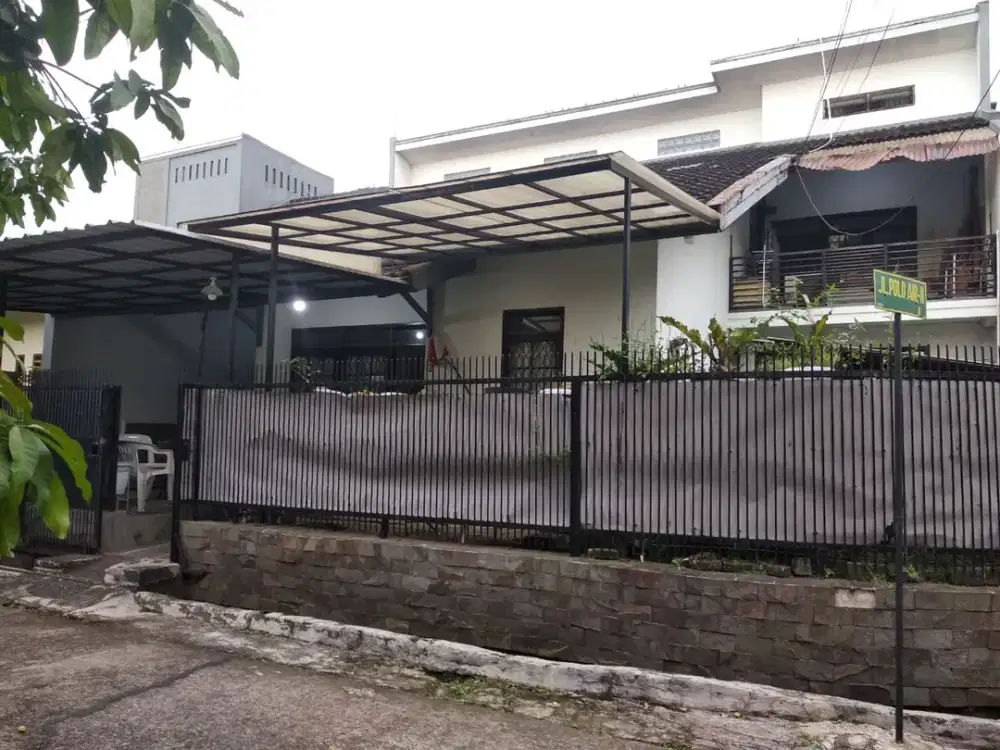 DIJUAL Rumah HOOK Di ARCAMANIK Lokasi dkt ke Sport Jabar & GRIYA Akses Jalan Mudah ke ANTAPANI Bandung