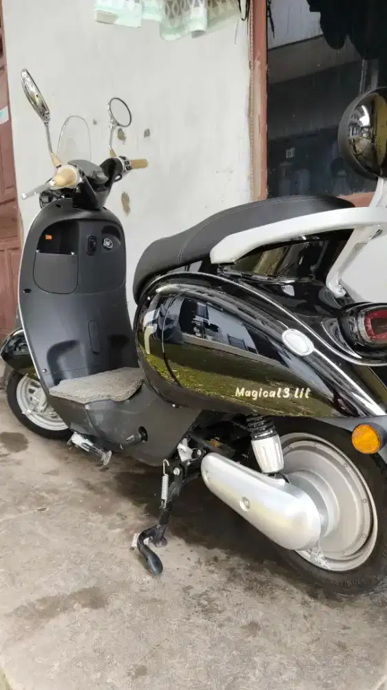 Butuh Uang, seped listrik merk Efero 3 litth