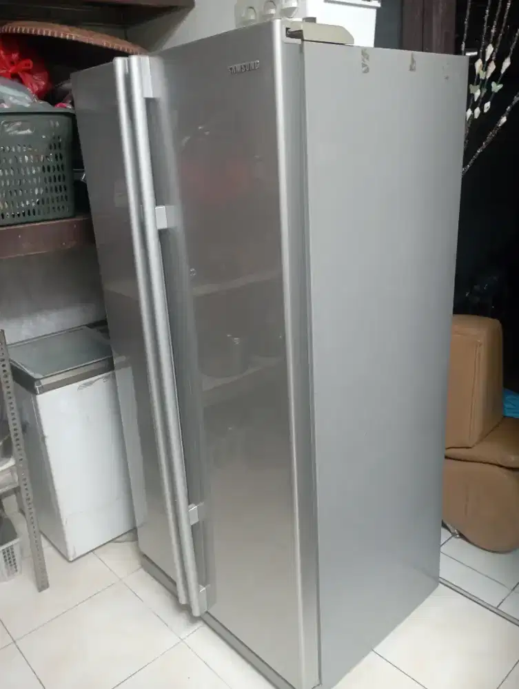 Dijual kulkas gak dingin