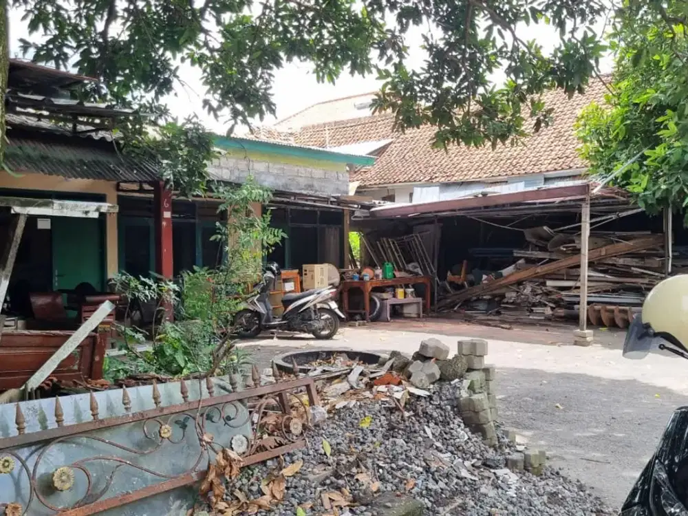 DIJUAL TANAH + BANGUNAN – LOKASI PREMIUM RENON, DENPASAR BALI