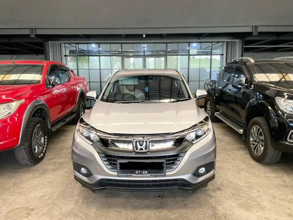 Honda HRV E CVT 1.5 A/T 2020/2021,Km 50rb