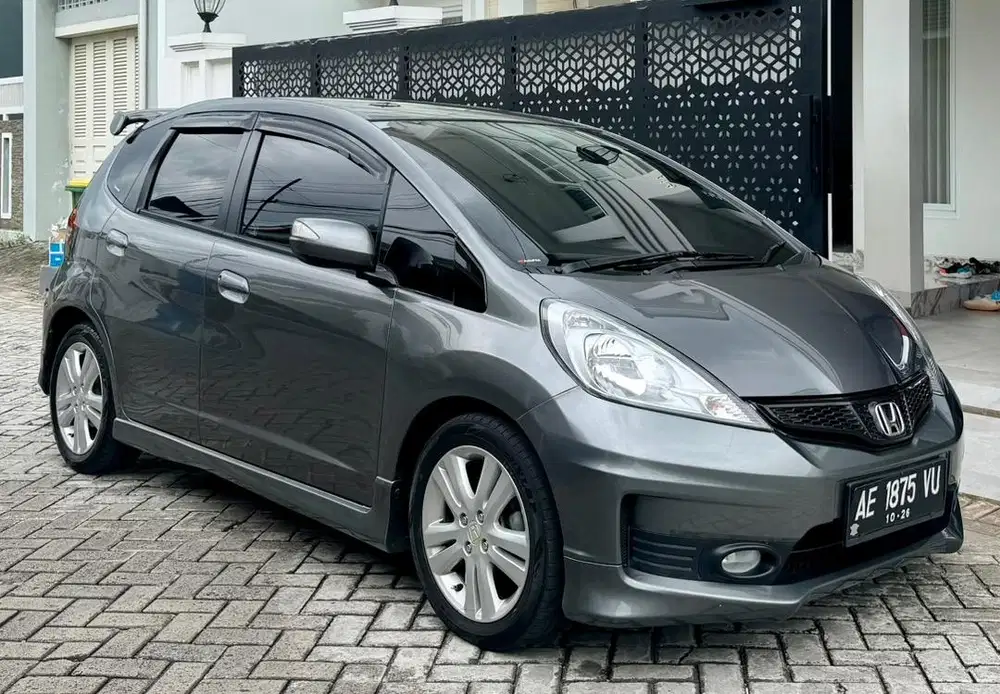 Honda jazz rs 2012 matic manual